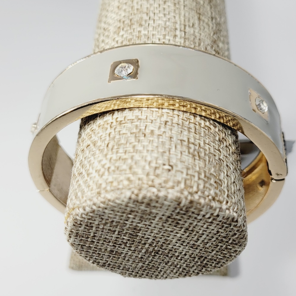 NWT-🤍-Nordstrom-Sequin-Enameled Bracelet w CrystalsNWT-🤍-Nordstrom-Sequin-Enam